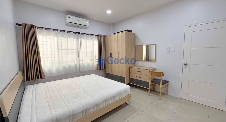 Haus zur Miete mit 3 Zimmer in Bang Lamung, Chonburi