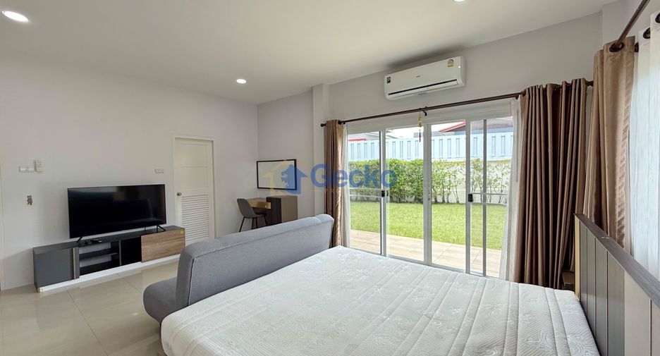 Haus zur Miete mit 3 Zimmer in Bang Lamung, Chonburi