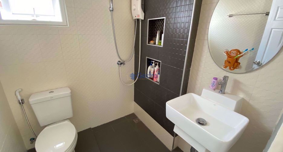 For rent 3 bedrooms house in Bang Lamung, Chonburi