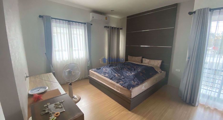 For rent 3 bedrooms house in Bang Lamung, Chonburi