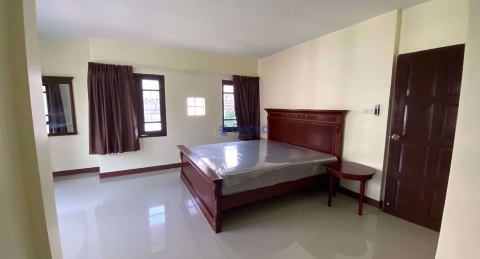 À louer 2 chambres maison à Bang Lamung, Chonburi