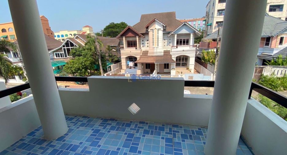 À louer 2 chambres maison à Bang Lamung, Chonburi
