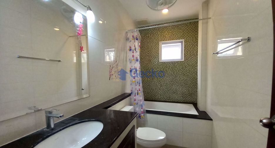 Haus zum Kauf mit 3 Zimmer in Bang Lamung, Chonburi