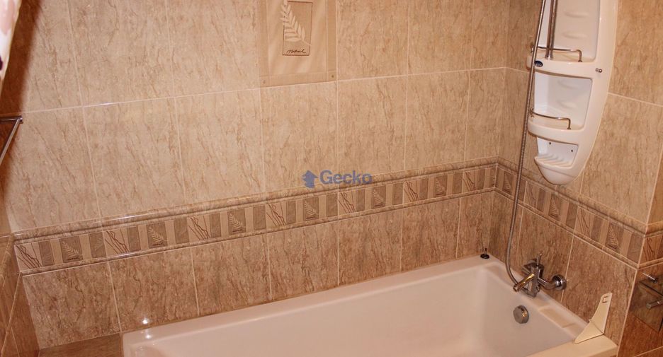 For rent 2 bedrooms condo in Bang Lamung, Chonburi