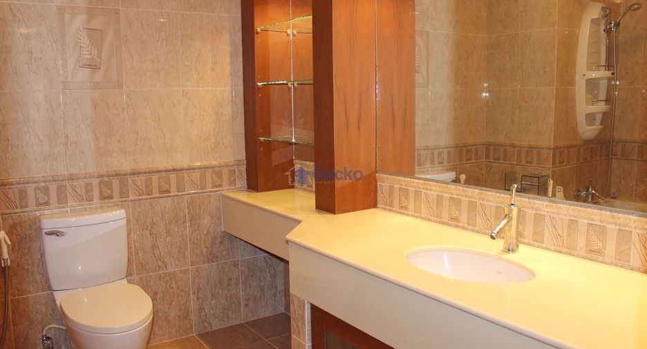 For rent 2 bedrooms condo in Bang Lamung, Chonburi