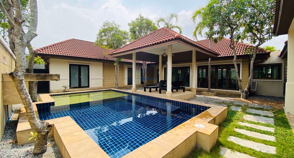 For rent 3 bedrooms house in Bang Lamung, Chonburi