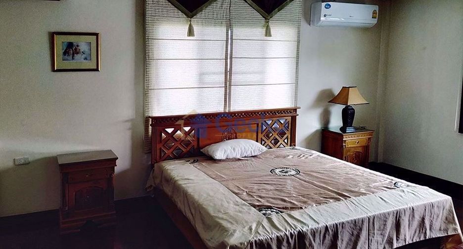 For rent 4 bedrooms house in Bang Lamung, Chonburi