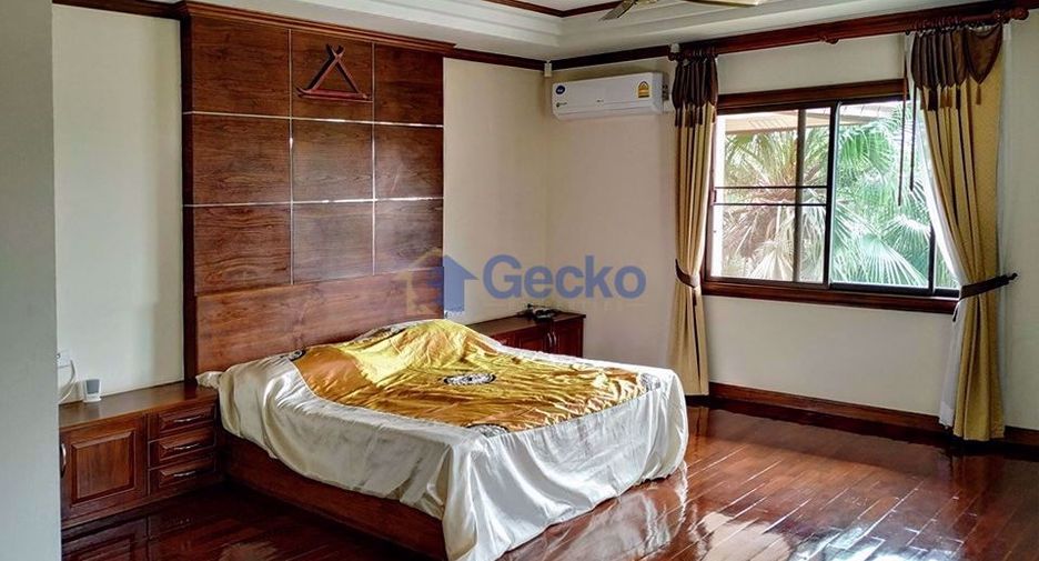 For rent 4 bedrooms house in Bang Lamung, Chonburi