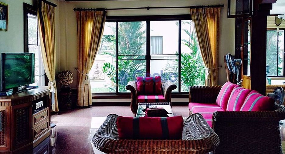 For rent 4 bedrooms house in Bang Lamung, Chonburi