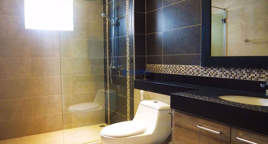 For rent 2 bedrooms condo in Bang Saray, Pattaya