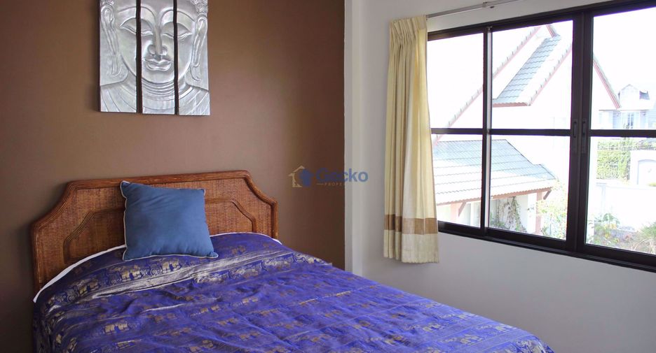 Casa en alquiler de 3 habitaciones en Bang Lamung, Chonburi