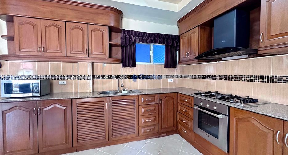 Haus zur Miete mit 3 Zimmer in Bang Lamung, Chonburi