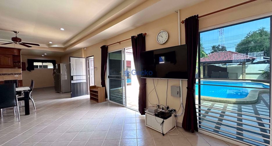 Haus zur Miete mit 3 Zimmer in Bang Lamung, Chonburi