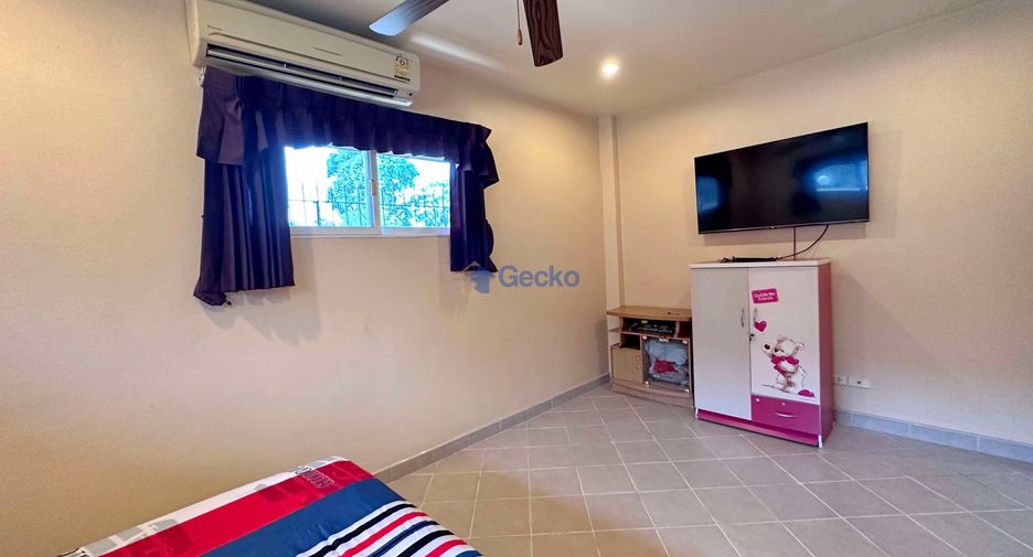 Haus zur Miete mit 3 Zimmer in Bang Lamung, Chonburi