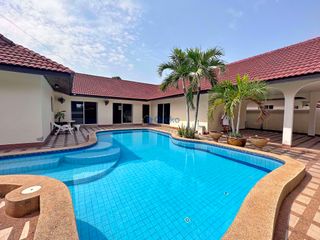 Haus zur Miete mit 3 Zimmer in Bang Lamung, Chonburi