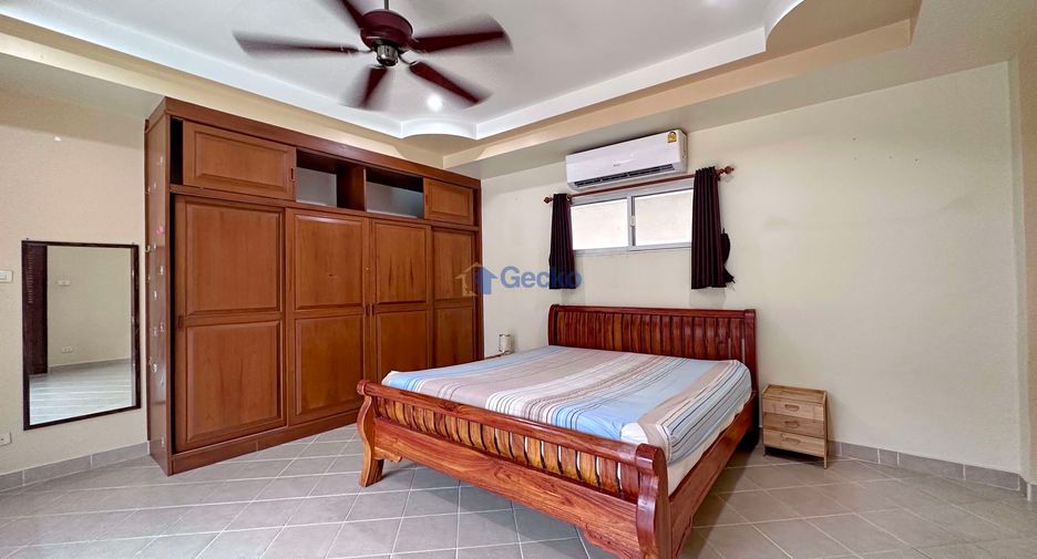 Haus zur Miete mit 3 Zimmer in Bang Lamung, Chonburi