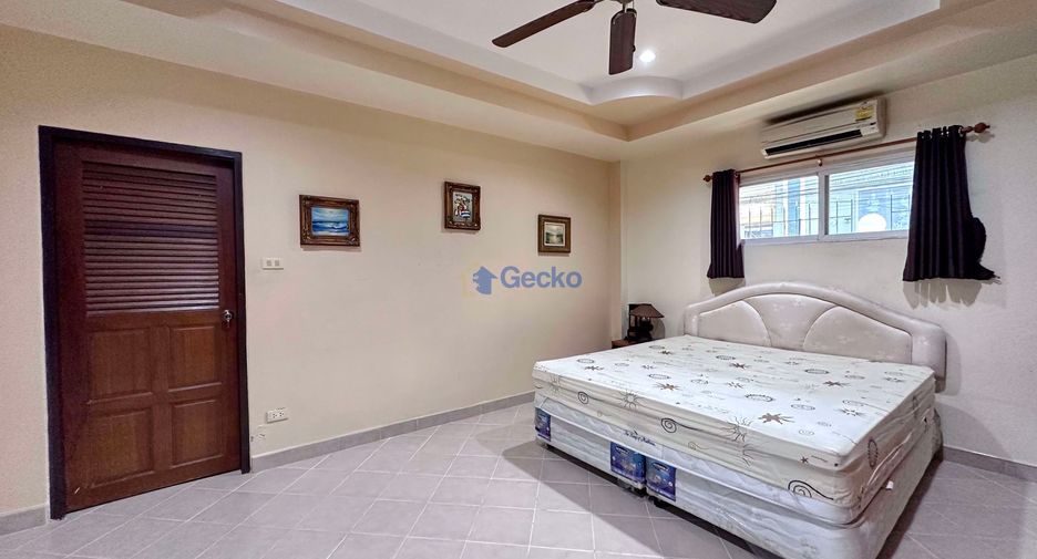 Haus zur Miete mit 3 Zimmer in Bang Lamung, Chonburi
