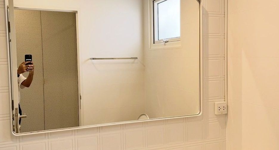 For rent 4 bedrooms house in Bang Phli, Samut Prakan