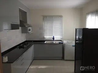 出租 3 卧室 独立屋 在 Suan Luang, 曼谷