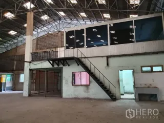 出租 仓库 在 Mueang Samut Prakan, Samut Prakan