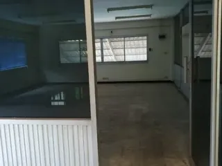 出租 仓库 在 Mueang Samut Prakan, Samut Prakan