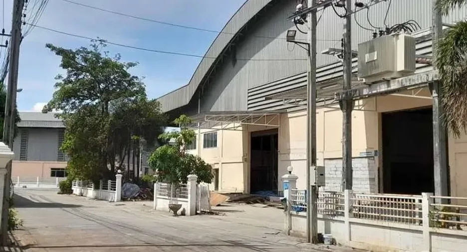 出租 仓库 在 Mueang Samut Prakan, Samut Prakan