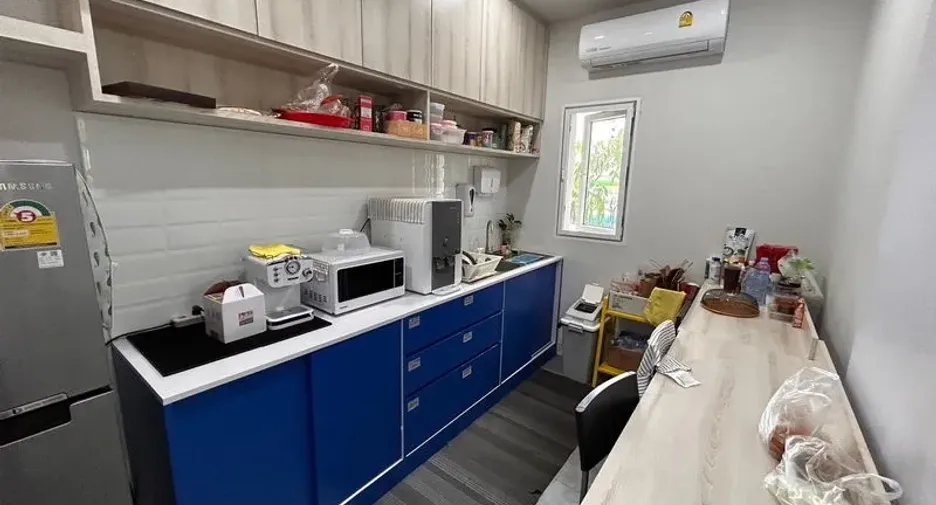 Oficina en alquiler en Watthana, Bangkok