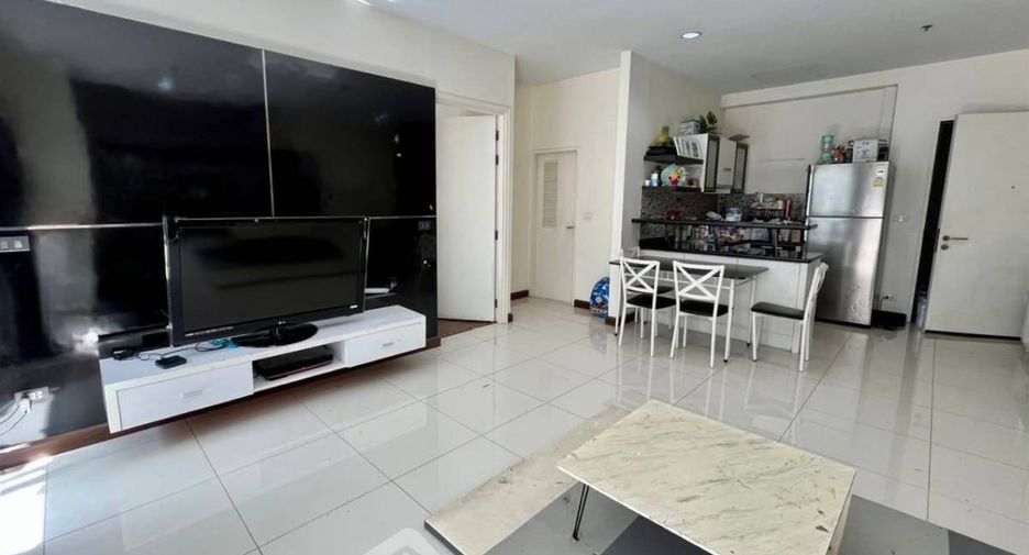 For sale 2 bedrooms condo in Bang Kapi, Bangkok