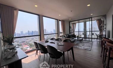 Condo en alquiler de 2 habitaciones en Sathon, Bangkok