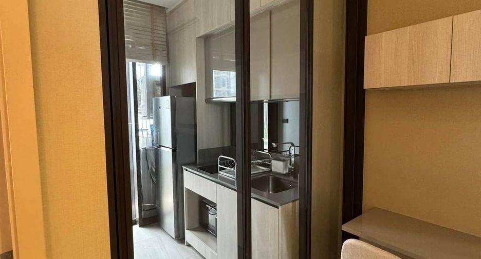 Condo en alquiler de 1 habitaciones en Watthana, Bangkok