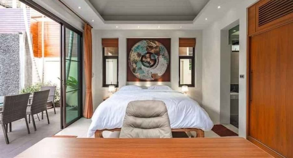 For rent 4 bedrooms villa in Mueang Phuket, Phuket