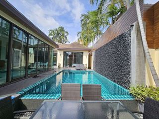 For rent 4 bedrooms villa in Mueang Phuket, Phuket