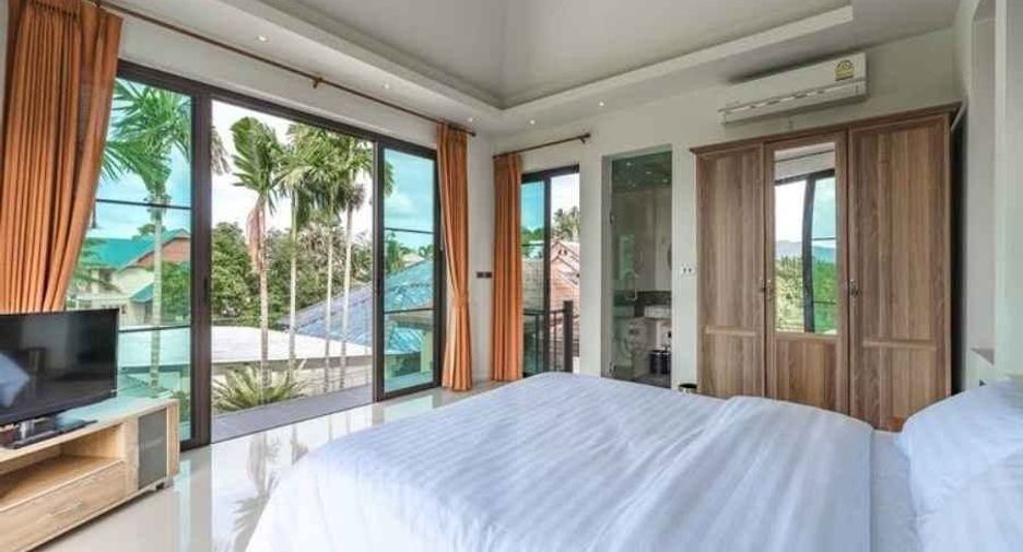 For rent 4 bedrooms villa in Mueang Phuket, Phuket