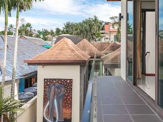 For rent 4 bedrooms villa in Mueang Phuket, Phuket