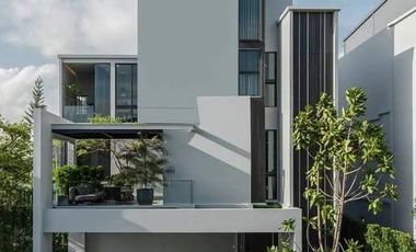 Casa en alquiler de 4 habitaciones en Saphan Sung, Bangkok