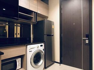 À louer 1 chambre condo à Huai Khwang, Bangkok