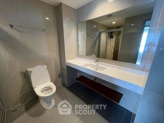 For rent 2 bedrooms condo in Phra Khanong, Bangkok