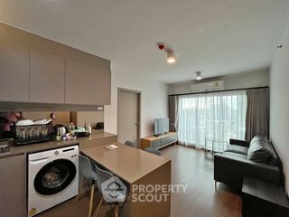 For rent 2 bedrooms condo in Phra Khanong, Bangkok