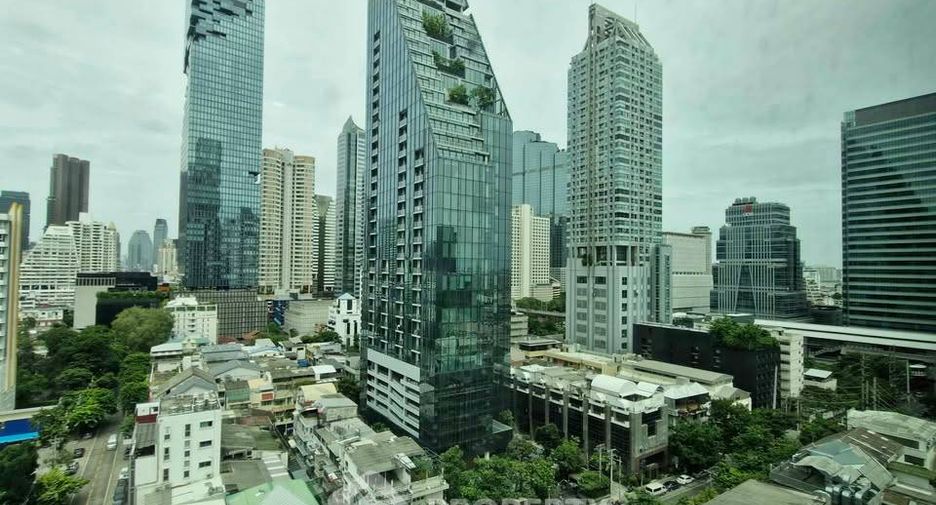 Condo en alquiler de 1 habitaciones en Sathon, Bangkok