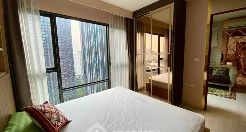 À louer 2 chambres condo à Huai Khwang, Bangkok