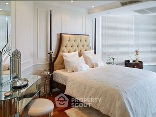 For sale 3 ベッドルーム condo in Dusit, Bangkok