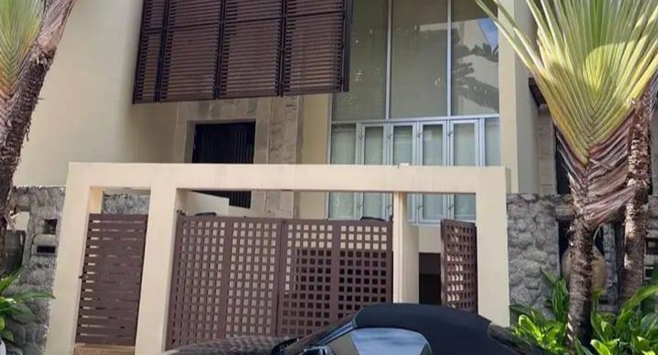 Casa adosada en venta de 3 habitaciones en Yan Nawa, Bangkok