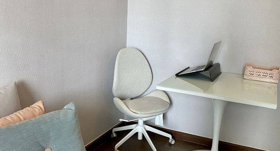 For sale 1 bed condo in Watthana, Bangkok