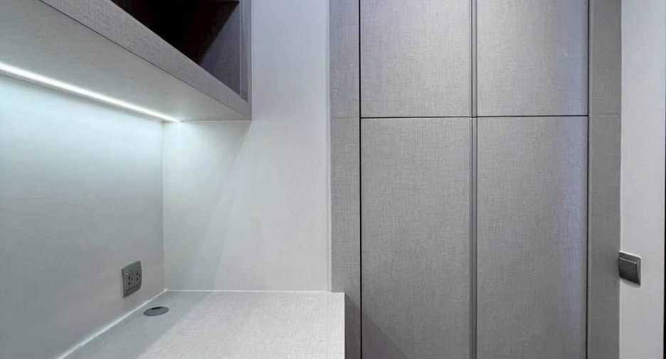 For sale 3 bedrooms condo in Bang Kho Laem, Bangkok