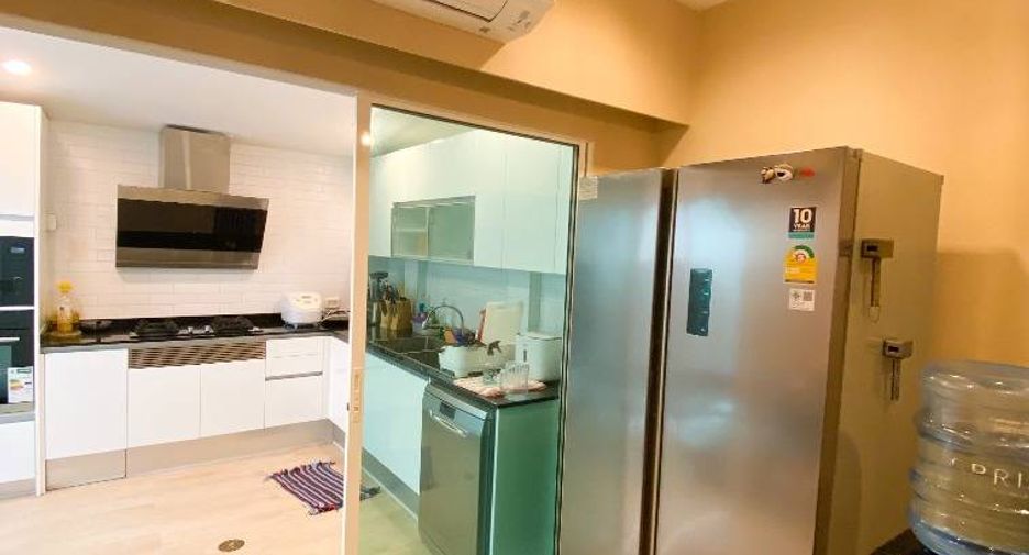 Casa adosada en venta de 3 habitaciones en Suan Luang, Bangkok