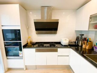 Casa adosada en venta de 3 habitaciones en Suan Luang, Bangkok