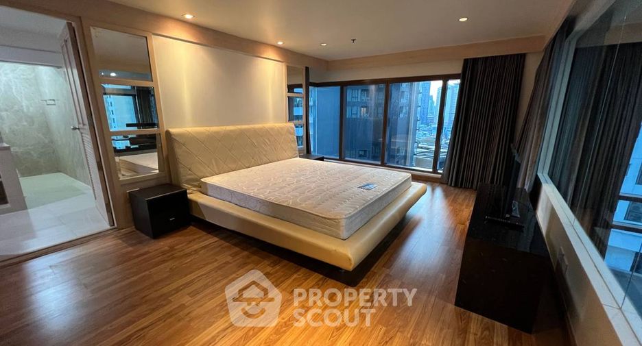 For sale 2 ベッドルーム condo in Khlong Toei, Bangkok