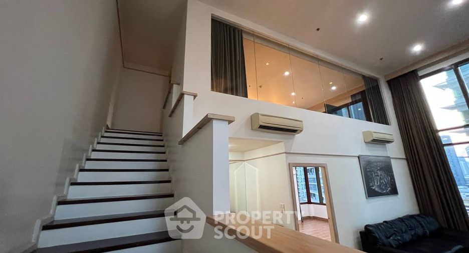 For sale 2 ベッドルーム condo in Khlong Toei, Bangkok