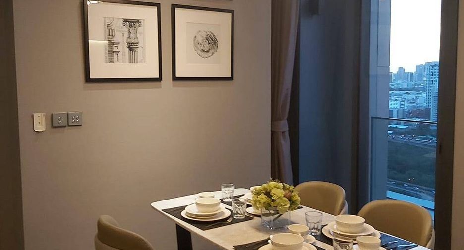 For sale 2 bedrooms condo in Watthana, Bangkok