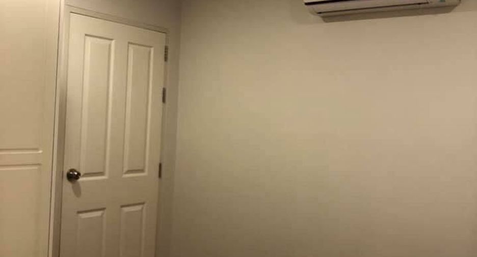 For sale 1 bed condo in Bang Phlat, Bangkok